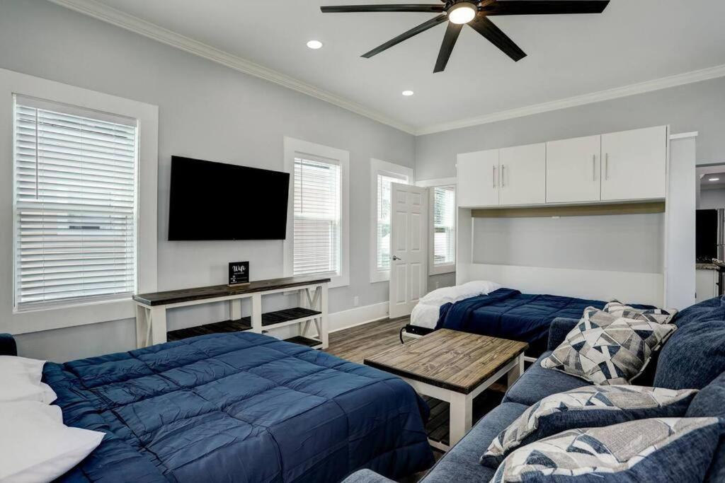 Renovated Beach Bungalow! Galveston Buitenkant foto