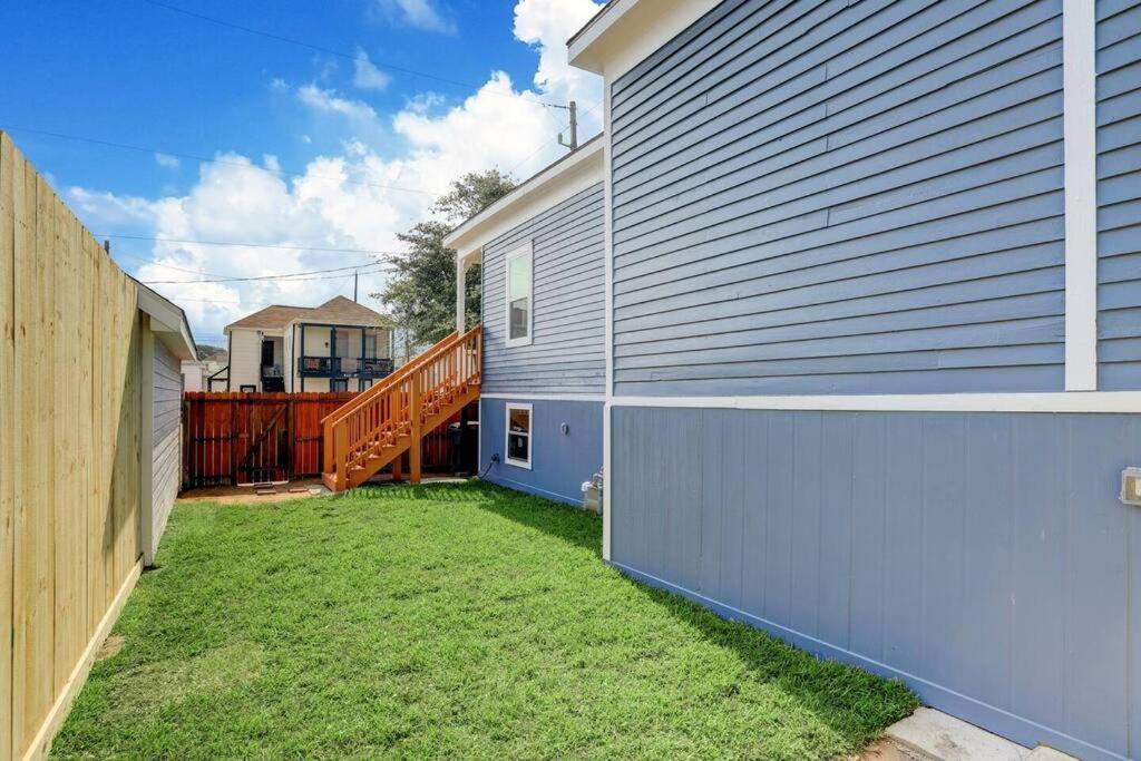 Renovated Beach Bungalow! Galveston Buitenkant foto
